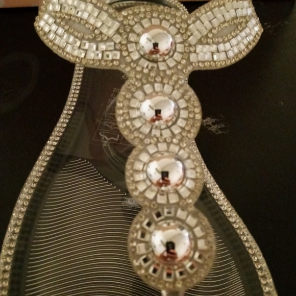 Sandals - Picture 6 of 7